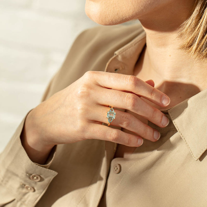 18ct Yellow Gold Aquamarine Malibu Ring-Ring-Walker & Hall