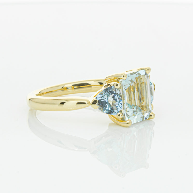18ct Yellow Gold Aquamarine Malibu Ring-Ring-Walker & Hall
