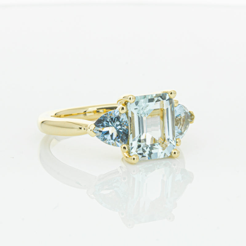 18ct Yellow Gold Aquamarine Malibu Ring-Ring-Walker & Hall