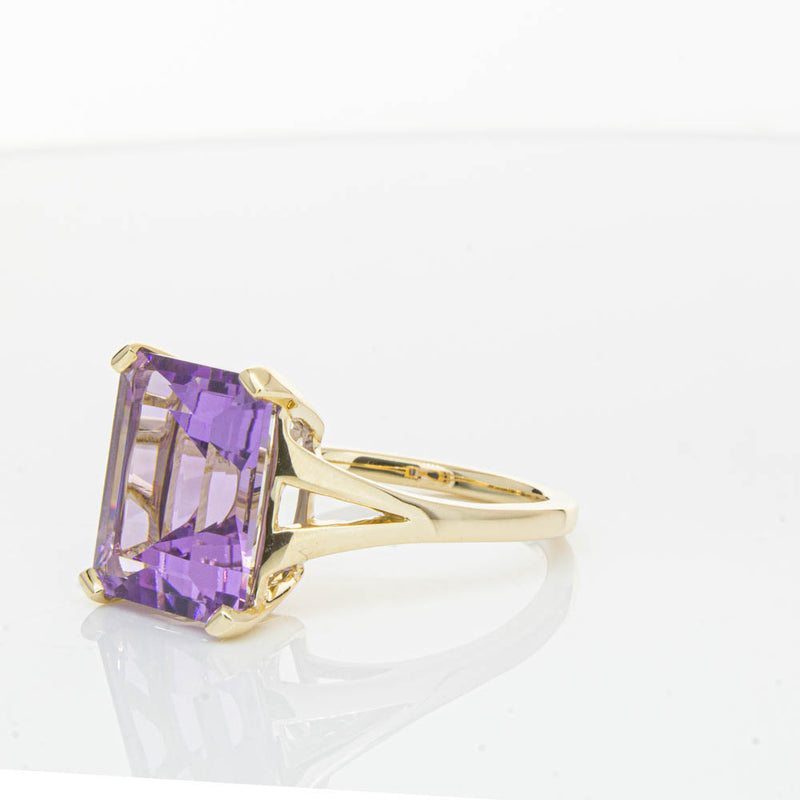 14ct Yellow Gold Amethyst Juliet Ring-Ring-Walker & Hall
