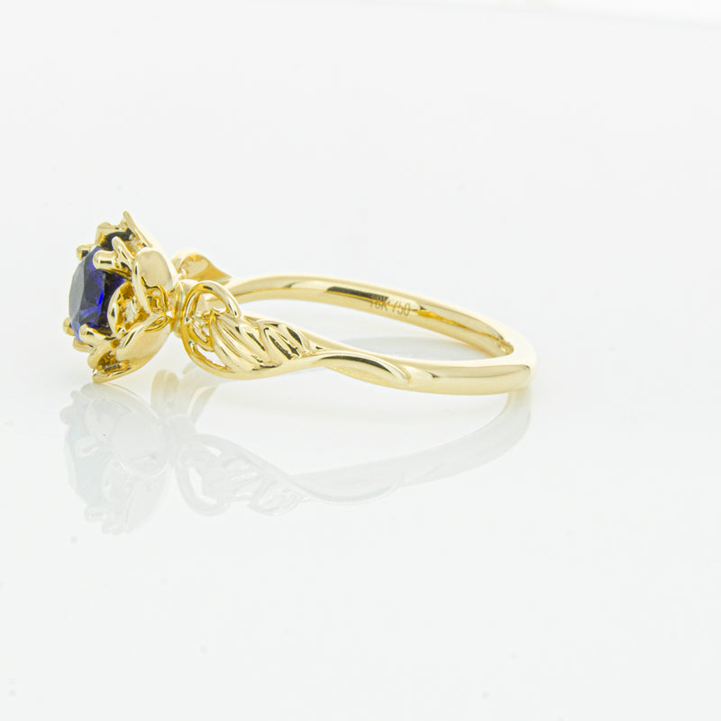 18ct Yellow Gold Sapphire Ring-Ring-Walker & Hall