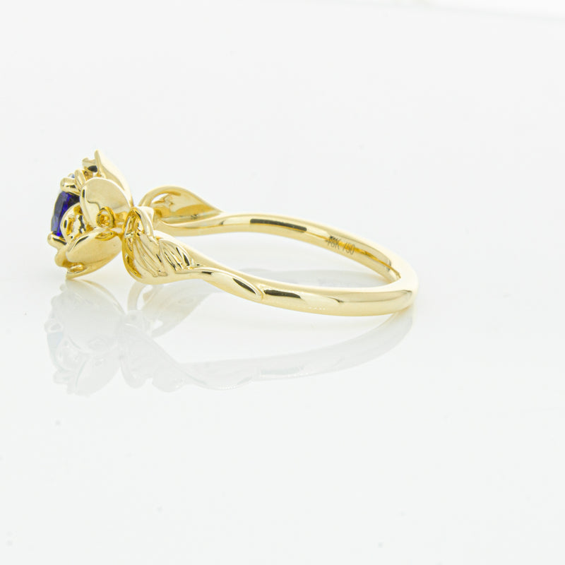 18ct Yellow Gold Sapphire Ring-Ring-Walker & Hall