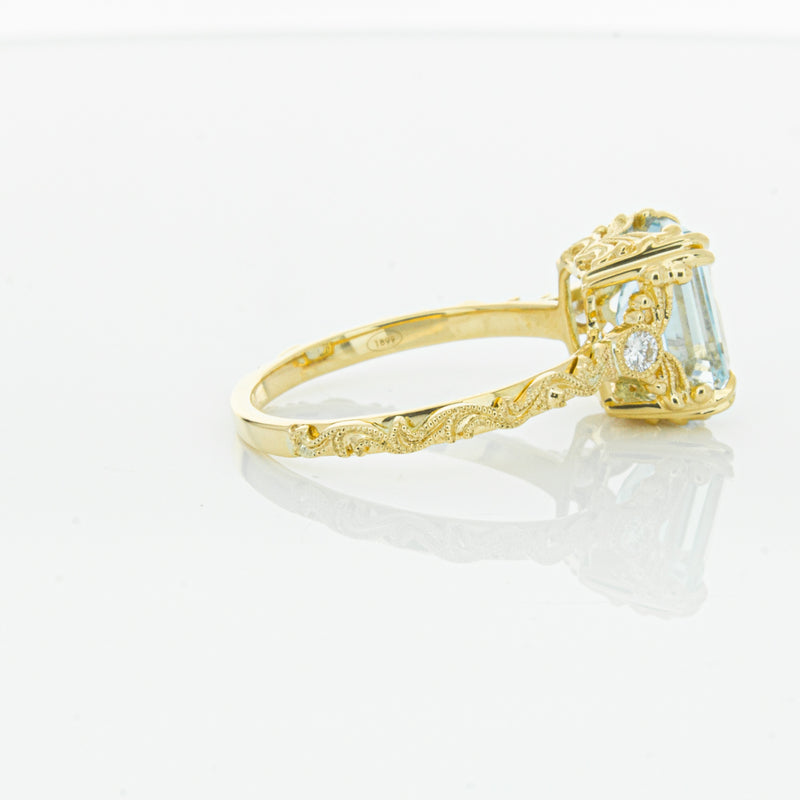 18ct Yellow Gold Aquamarine & Diamond Romanov Ring-Ring-Walker & Hall