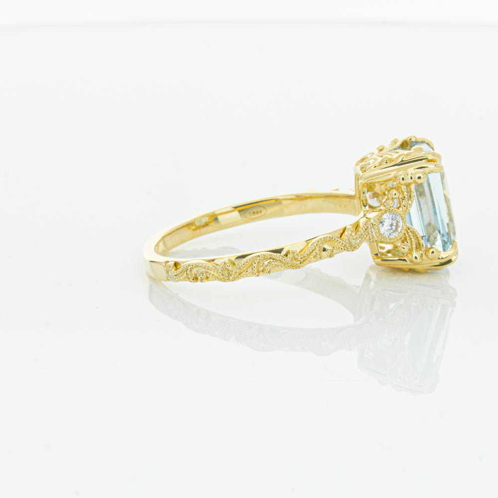 18ct Yellow Gold Aquamarine & Diamond Romanov Ring-Ring-Walker & Hall