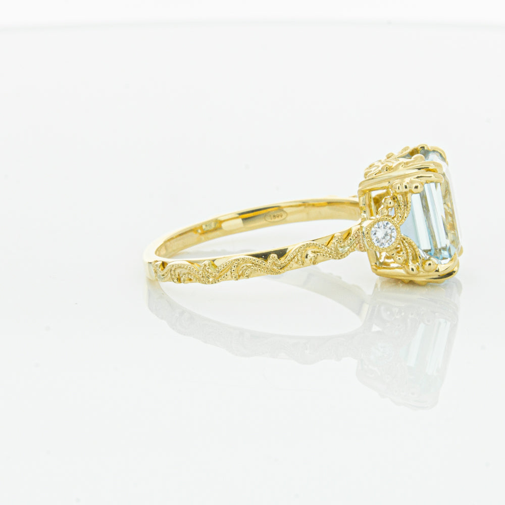 18ct Yellow Gold Aquamarine & Diamond Romanov Ring-Ring-Walker & Hall
