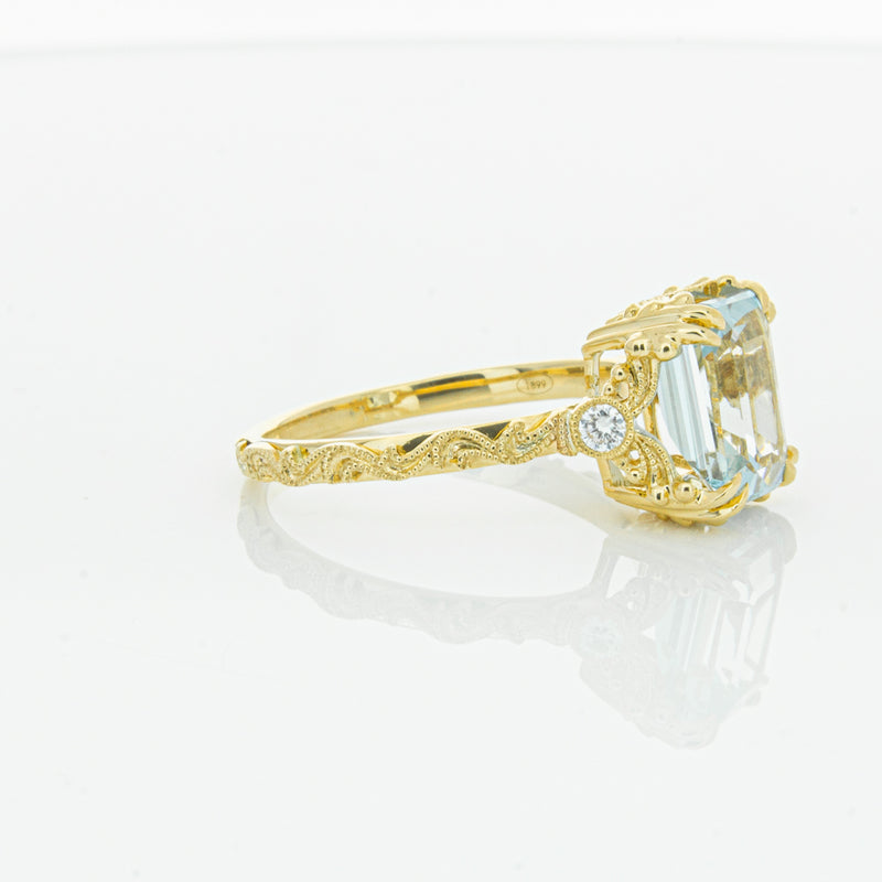 18ct Yellow Gold Aquamarine & Diamond Romanov Ring-Ring-Walker & Hall