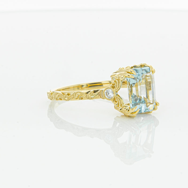 18ct Yellow Gold Aquamarine & Diamond Romanov Ring-Ring-Walker & Hall