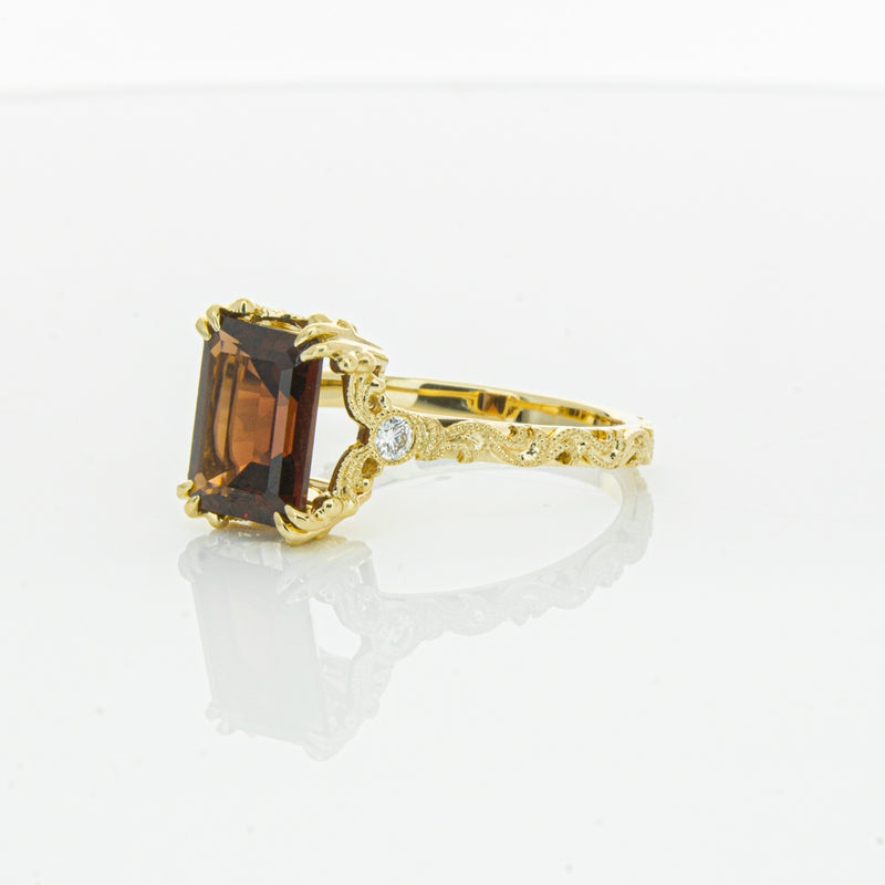 18ct Yellow Gold Garnet & Diamond Romanov Ring-Ring-Walker & Hall
