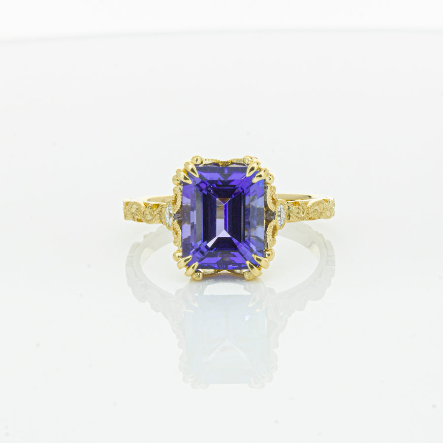 18ct Yellow Gold Tanzanite & Diamond Romanov Ring-Ring-Walker & Hall