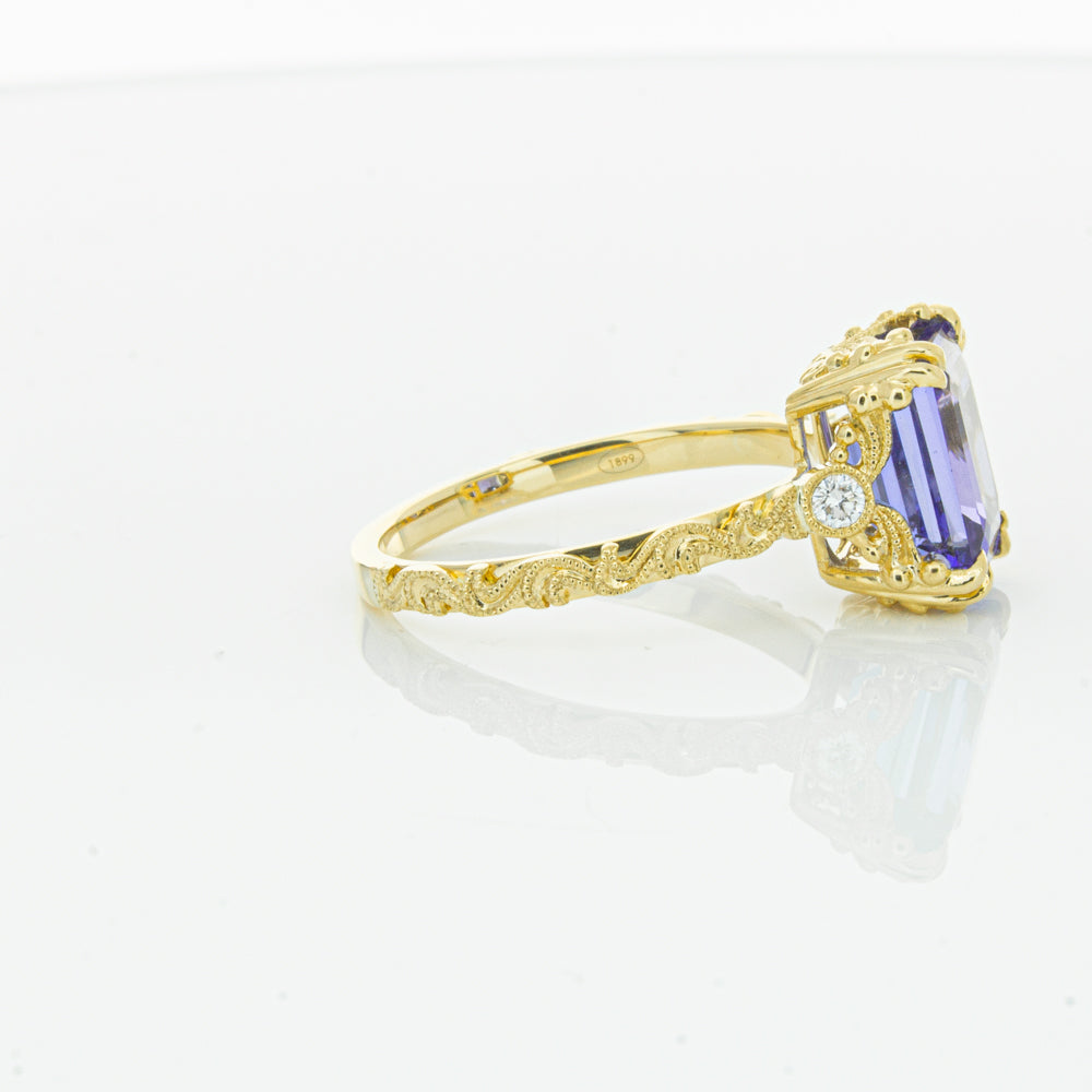 18ct Yellow Gold Tanzanite & Diamond Romanov Ring-Ring-Walker & Hall