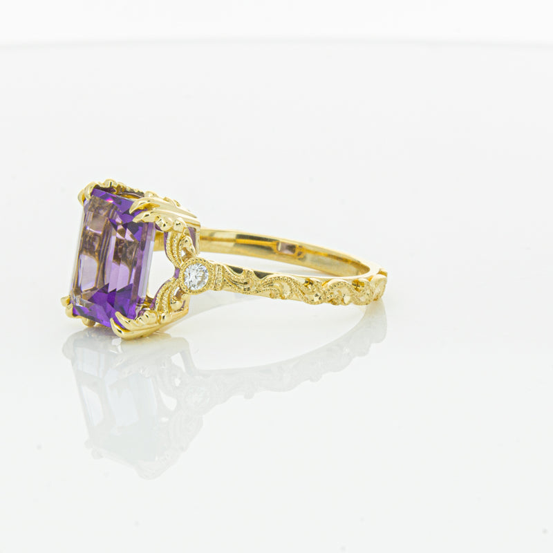 18ct Yellow Gold Amethyst & Diamond Romanov Ring-Ring-Walker & Hall