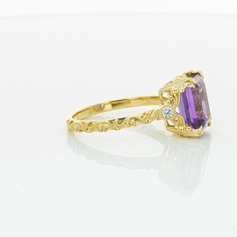 18ct Yellow Gold Amethyst & Diamond Romanov Ring-Ring-Walker & Hall