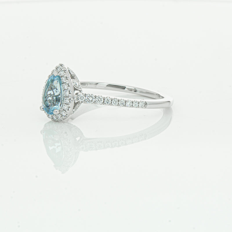 18ct White Gold .60ct Aquamarine & Diamond Mini Sierra Ring-Ring-Walker & Hall