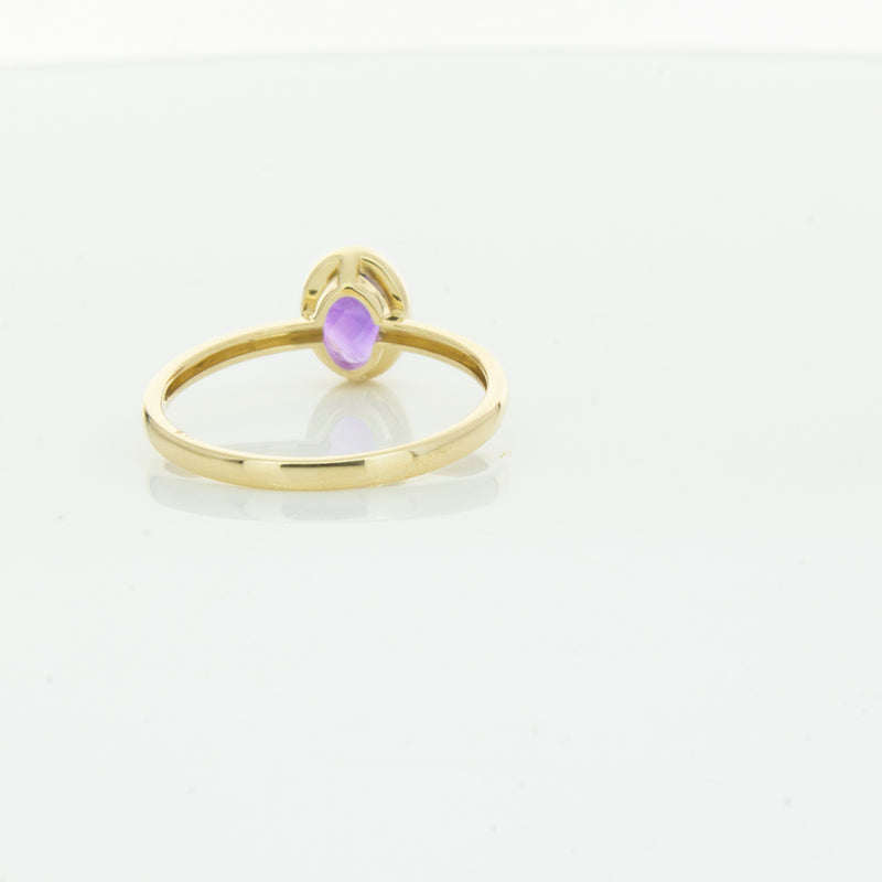 9ct Yellow Gold Amethyst Lavender Ring-Ring-Walker & Hall