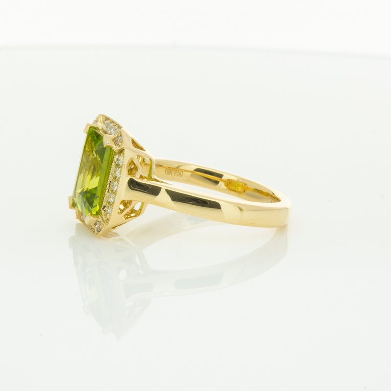 18ct Yellow Gold Peridot & Diamond Empire Ring-Ring-Walker & Hall