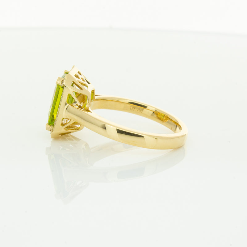 18ct Yellow Gold Peridot & Diamond Empire Ring-Ring-Walker & Hall