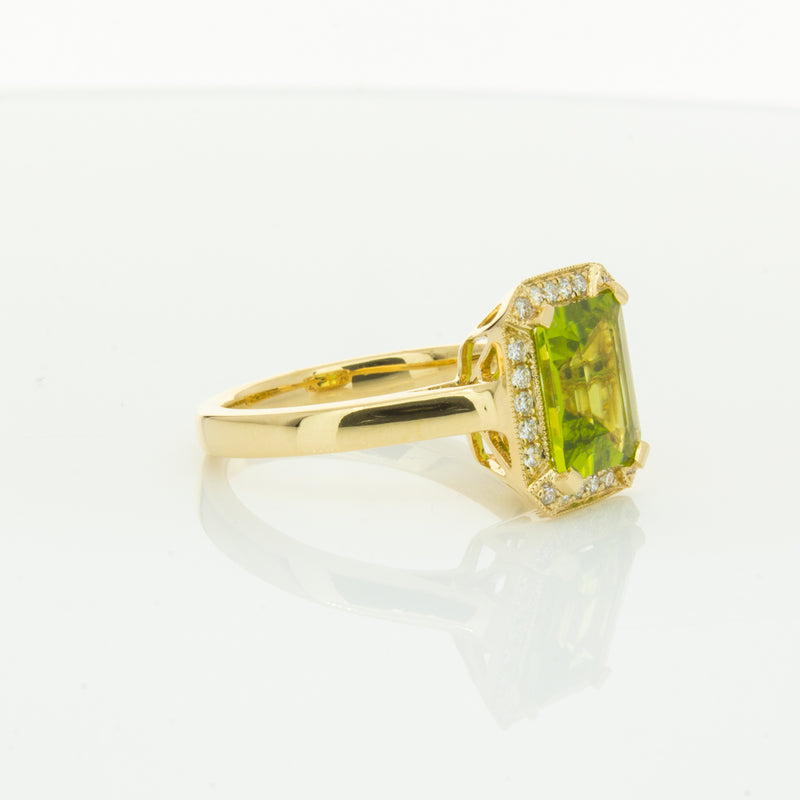 18ct Yellow Gold Peridot & Diamond Empire Ring-Ring-Walker & Hall