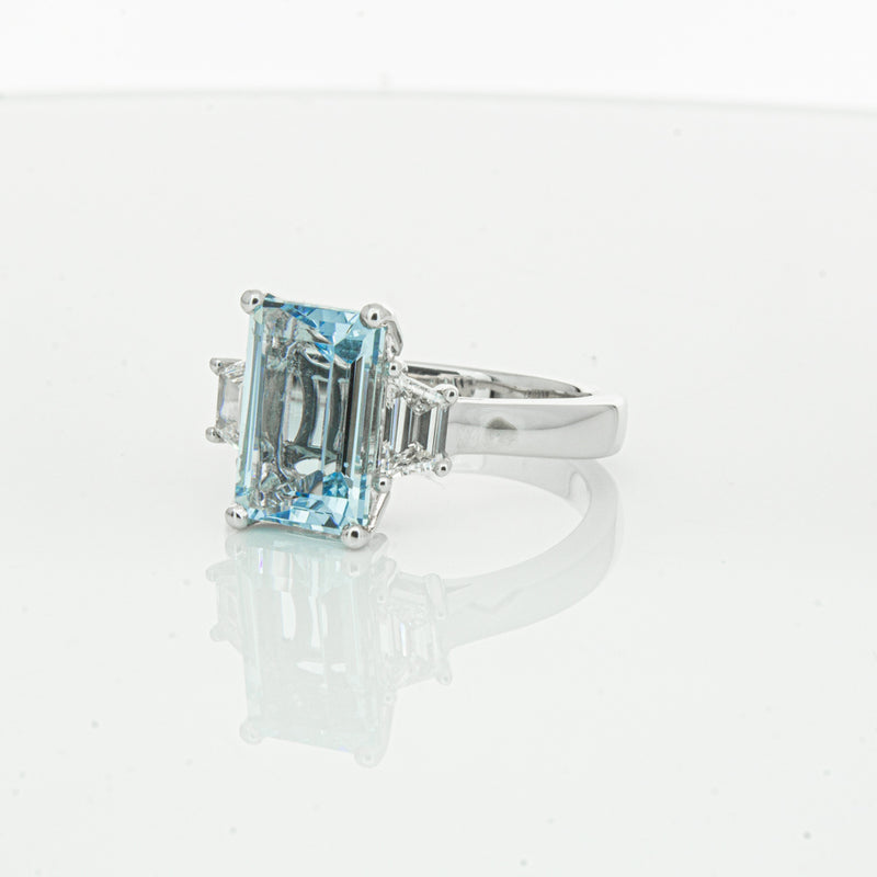18ct White Gold Aquamarine & Diamond Ring-Ring-Walker & Hall