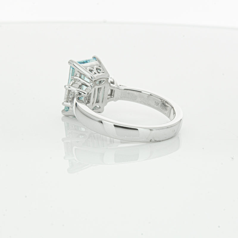 18ct White Gold Aquamarine & Diamond Ring-Ring-Walker & Hall