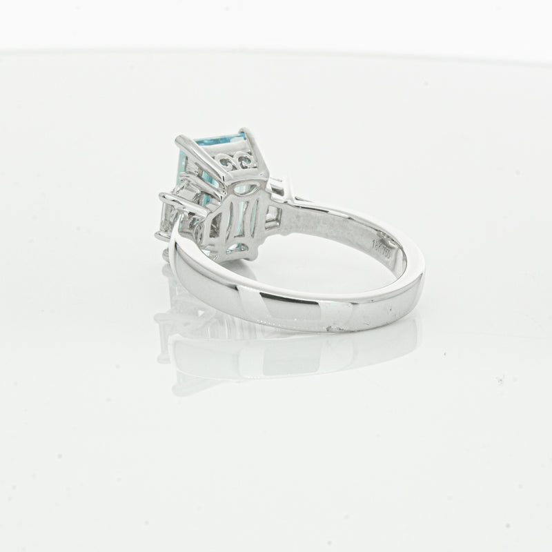 18ct White Gold Aquamarine & Diamond Ring-Ring-Walker & Hall