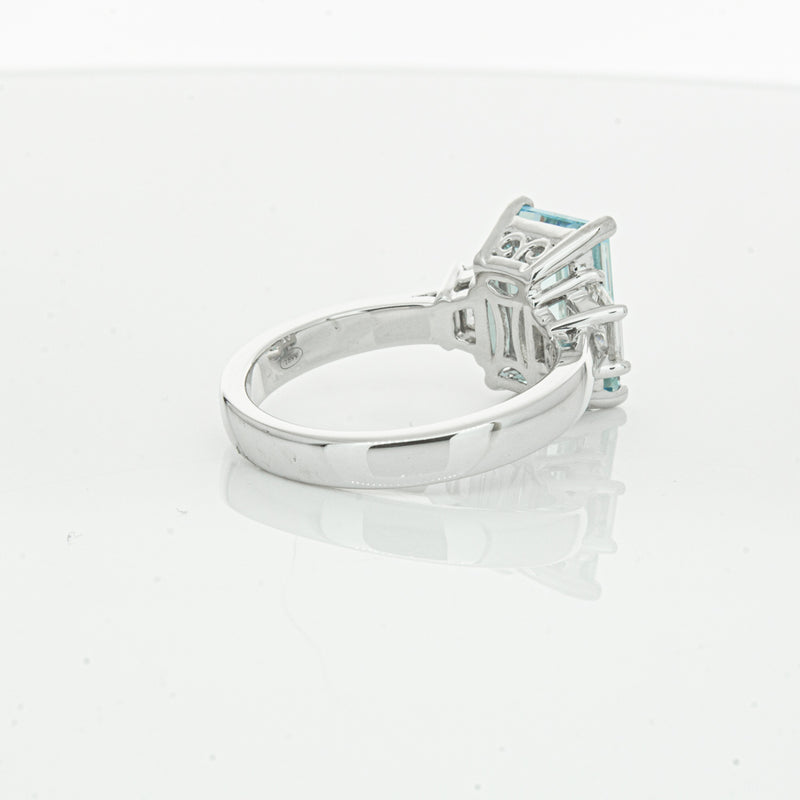 18ct White Gold Aquamarine & Diamond Ring-Ring-Walker & Hall
