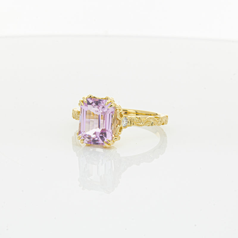 18ct Yellow Gold 2.64ct Kunzite & Diamond Romanov Ring-Ring-Walker & Hall