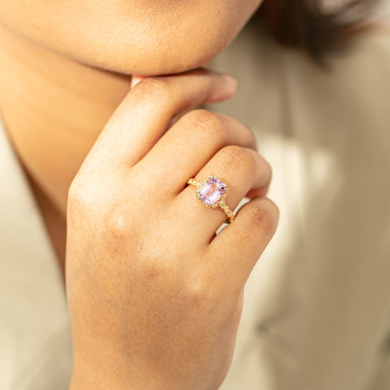 18ct Yellow Gold 2.64ct Kunzite & Diamond Romanov Ring-Ring-Walker & Hall