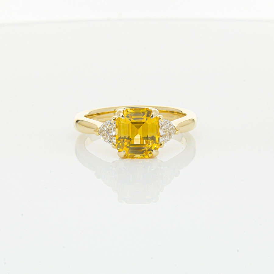 18ct Yellow Gold 3.05ct Golden Sapphire & Diamond Ring-Ring-Walker & Hall