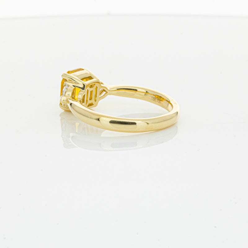 18ct Yellow Gold 3.05ct Golden Sapphire & Diamond Ring-Ring-Walker & Hall