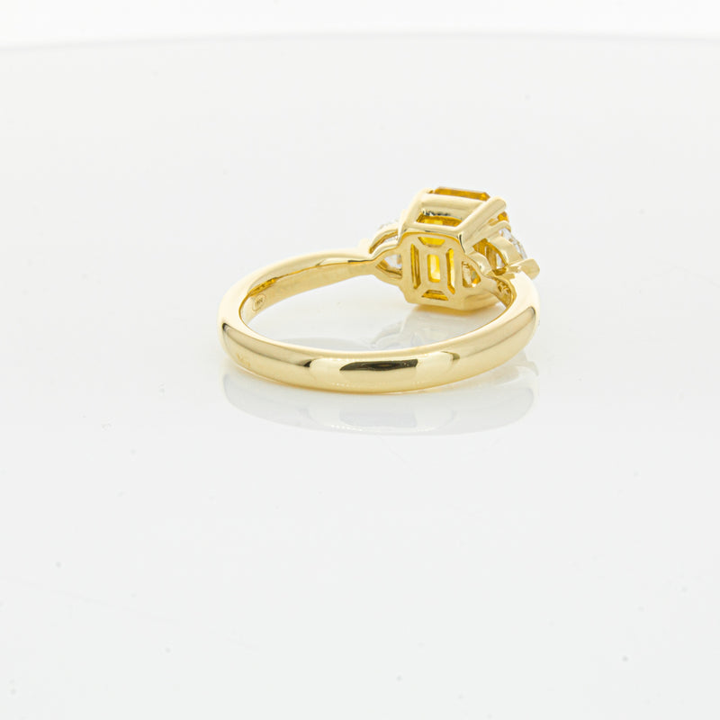 18ct Yellow Gold 3.05ct Golden Sapphire & Diamond Ring-Ring-Walker & Hall