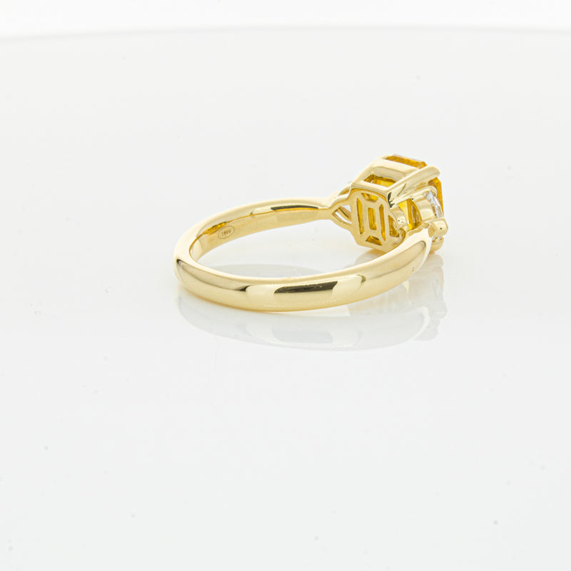 18ct Yellow Gold 3.05ct Golden Sapphire & Diamond Ring-Ring-Walker & Hall