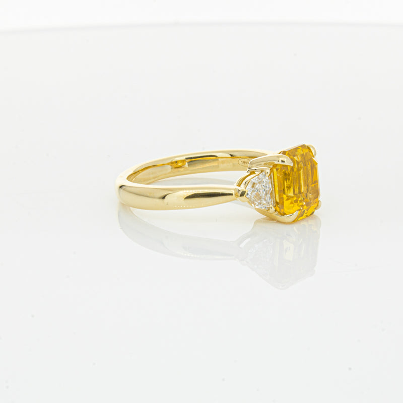 18ct Yellow Gold 3.05ct Golden Sapphire & Diamond Ring-Ring-Walker & Hall
