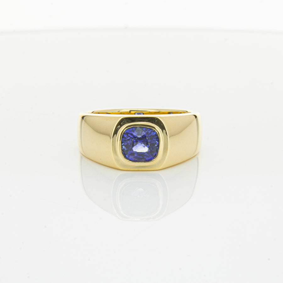 18ct Yellow Gold 1.32ct Sapphire Ring-Ring-Walker & Hall