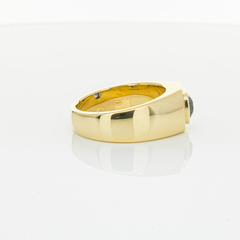 18ct Yellow Gold 1.32ct Sapphire Ring-Ring-Walker & Hall