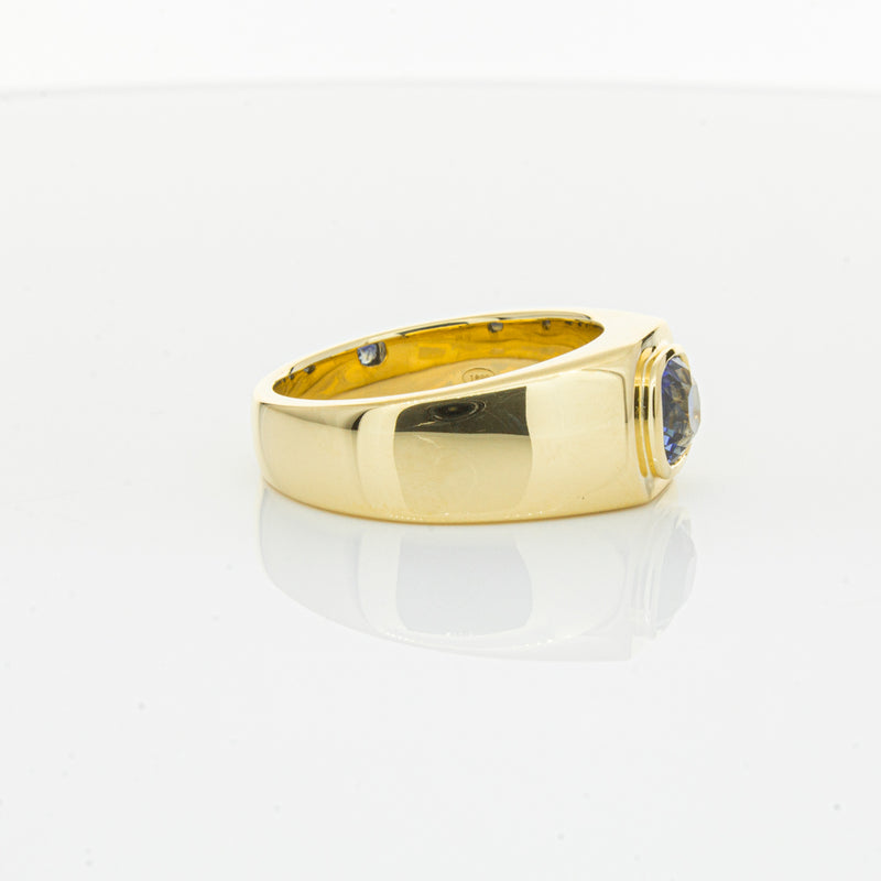 18ct Yellow Gold 1.32ct Sapphire Ring-Ring-Walker & Hall