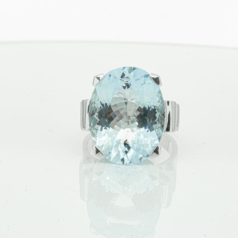 9ct White Gold Aquamarine Ring-Ring-Walker & Hall