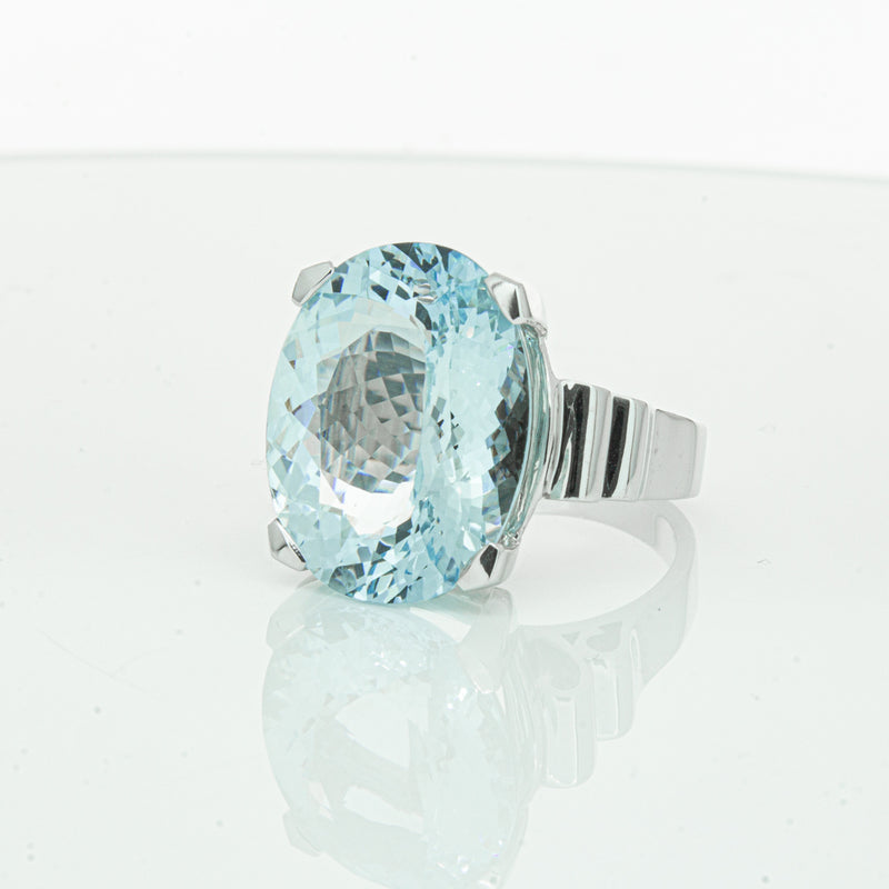 9ct White Gold Aquamarine Ring-Ring-Walker & Hall