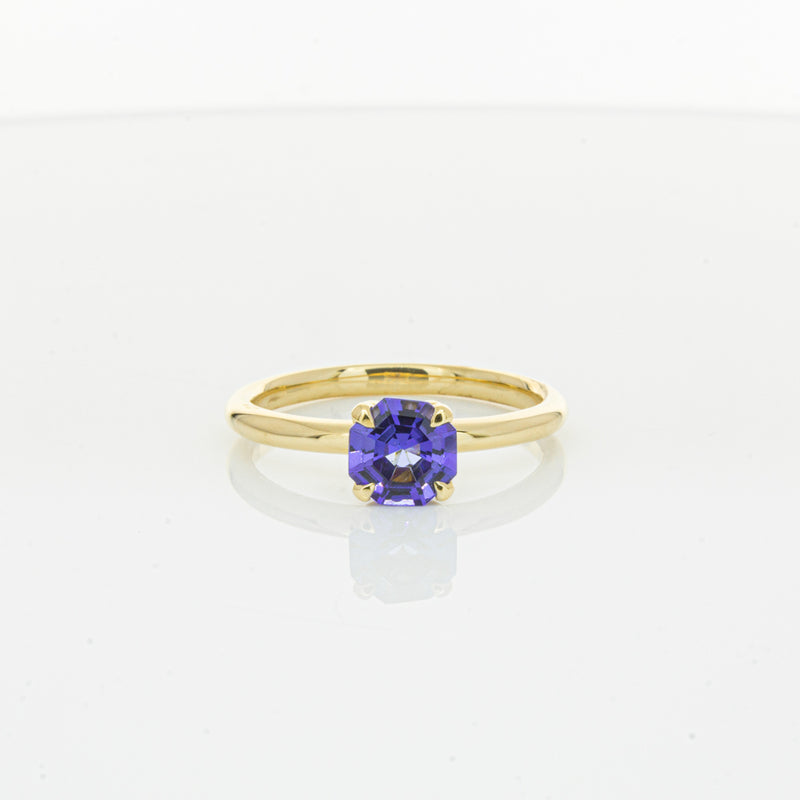 18ct Yellow Gold Tanzanite Mini Octavia Ring-Ring-Walker & Hall