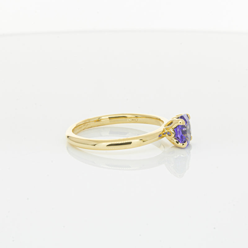 18ct Yellow Gold Tanzanite Mini Octavia Ring-Ring-Walker & Hall