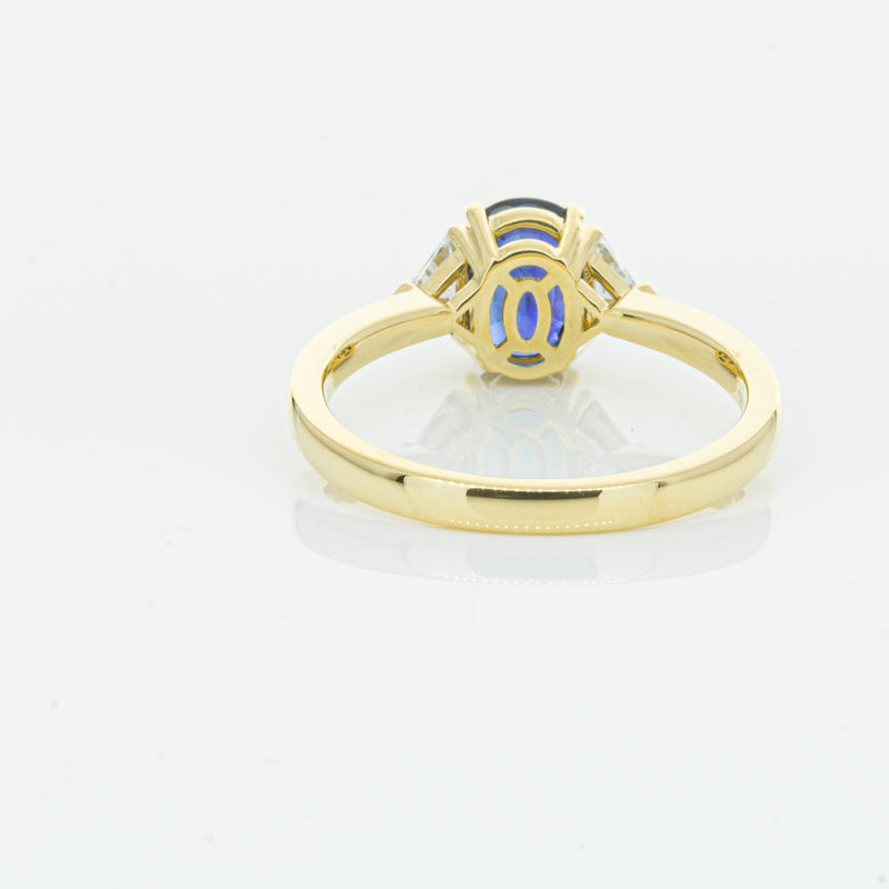 18ct Yellow Gold 1.42ct Sapphire & Diamond Ring-Ring-Walker & Hall
