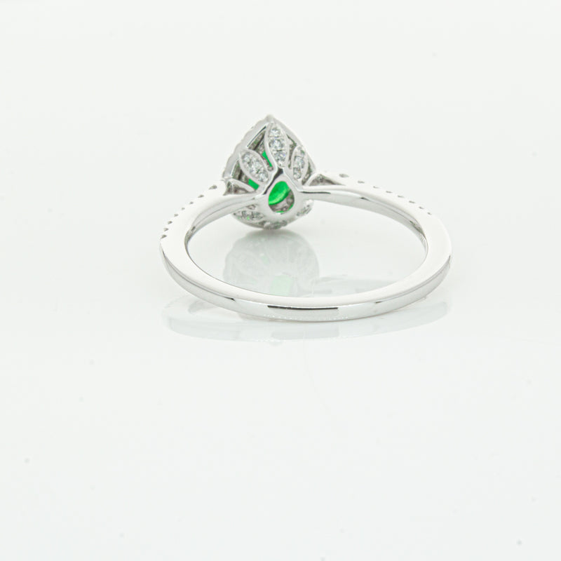 18ct White Gold .64ct Emerald & Diamond Mini Sierra Ring-Ring-Walker & Hall