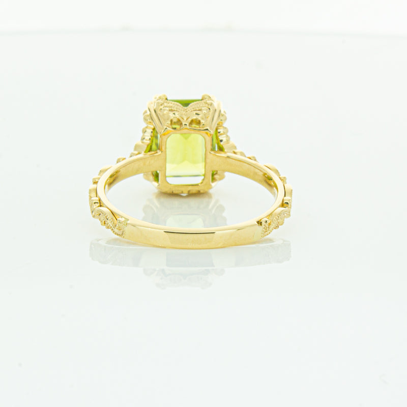 18ct Yellow Gold Peridot & Diamond Romanov Ring-Ring-Walker & Hall
