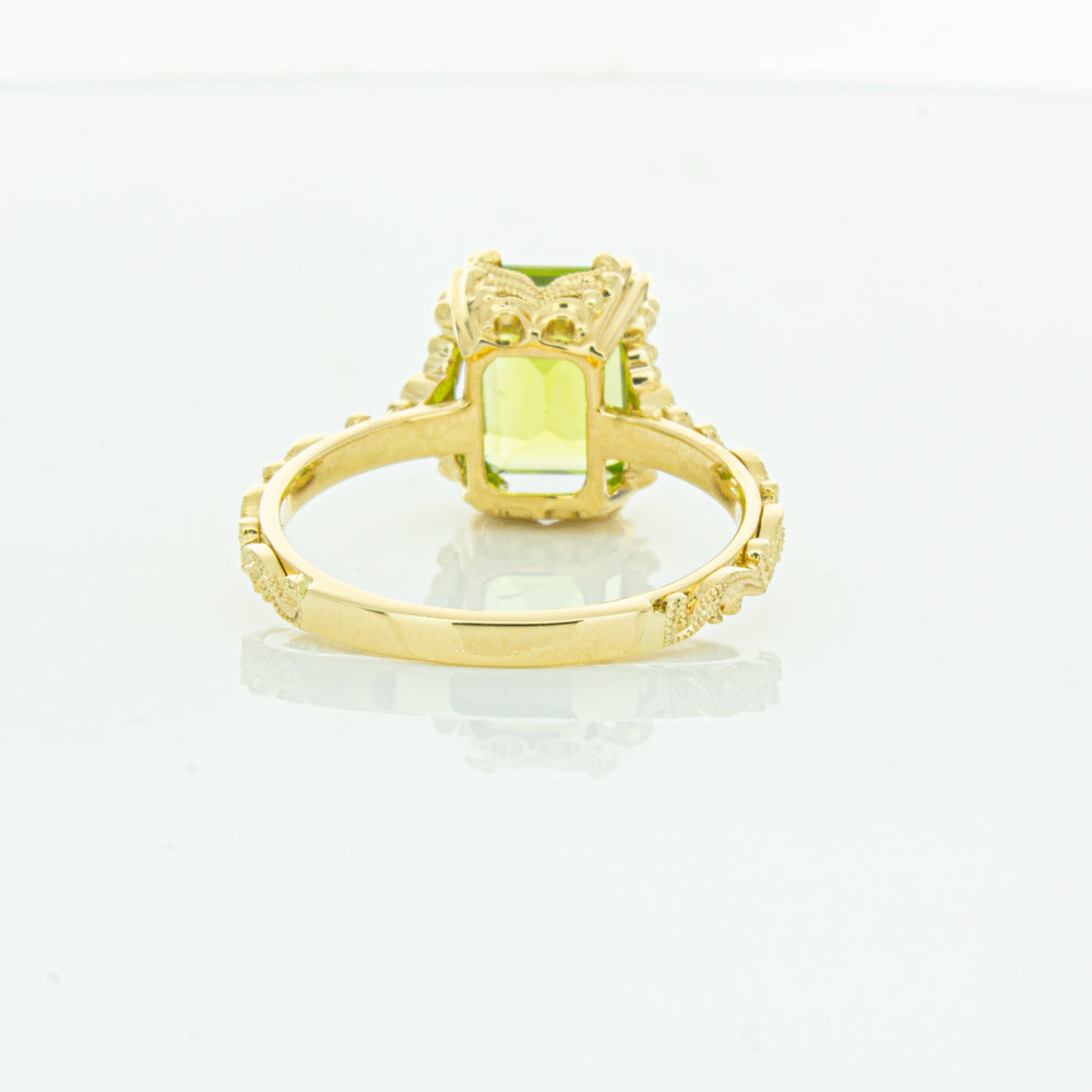 18ct Yellow Gold Peridot & Diamond Romanov Ring-Ring-Walker & Hall