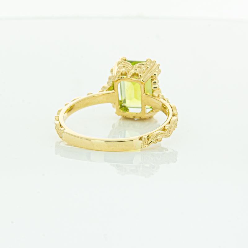 18ct Yellow Gold Peridot & Diamond Romanov Ring-Ring-Walker & Hall