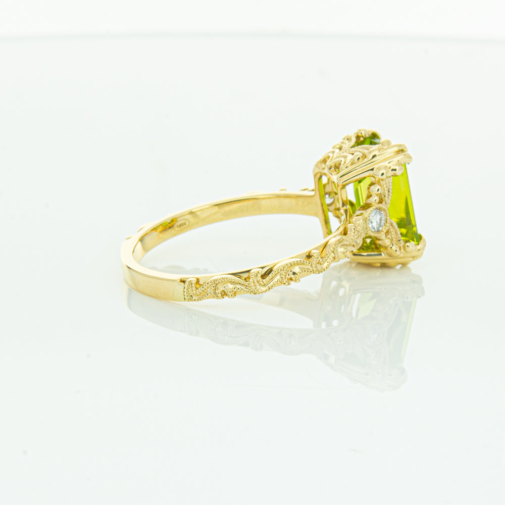 18ct Yellow Gold Peridot & Diamond Romanov Ring-Ring-Walker & Hall