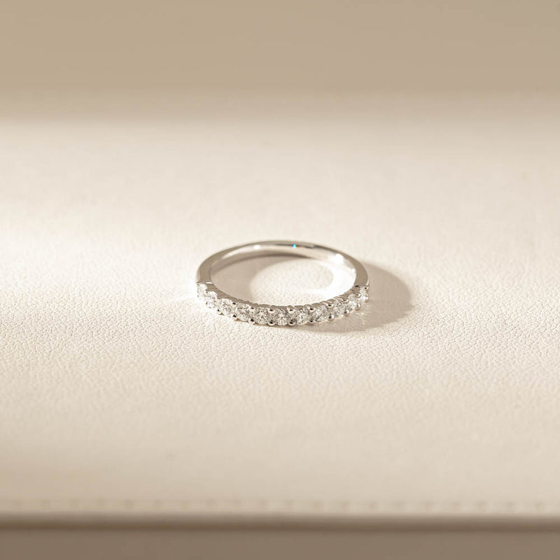 18ct White Gold .50ct Diamond Panorama Band-Ring-Walker & Hall