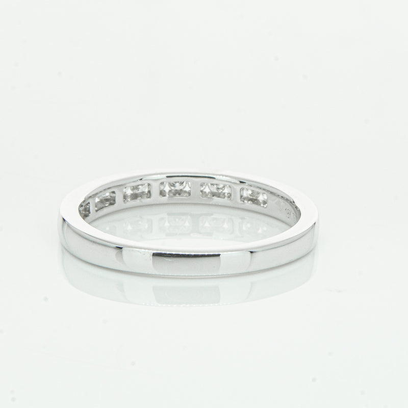 18ct White Gold .28ct Diamond Avalon Band-Ring-Walker & Hall