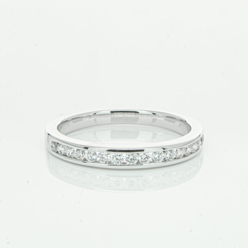18ct White Gold .28ct Diamond Avalon Band-Ring-Walker & Hall