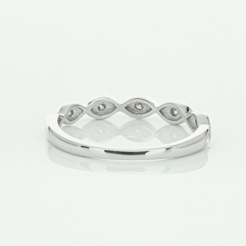 14ct White Gold Diamond Rapunzel Band-Ring-Walker & Hall