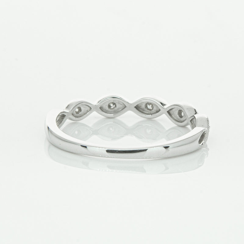 14ct White Gold Diamond Rapunzel Band-Ring-Walker & Hall
